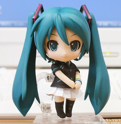 粘土人 #251 VOCALOID 初音未来 全家便利店版