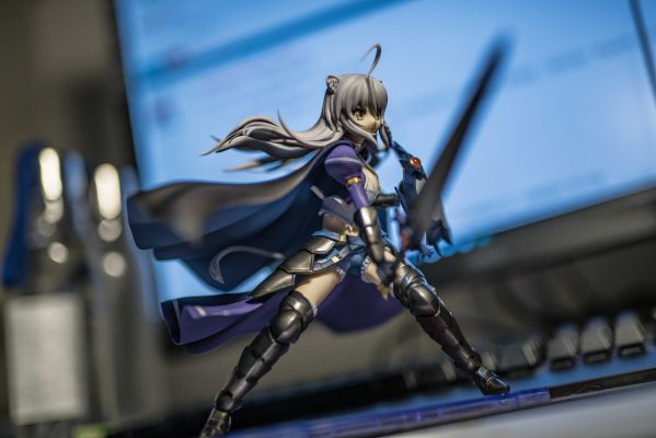 DOG DAYS  蕾昂米修莉・加雷特