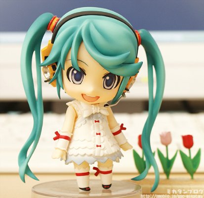 粘土人 #109a 良笑赛车 VOCALOID 初音未来 Racing 2010