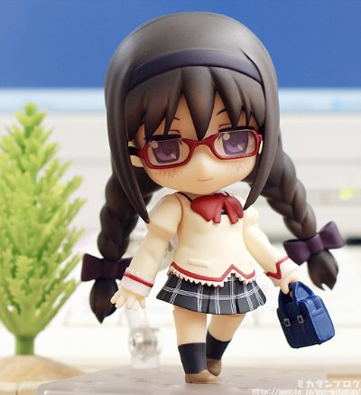 粘土人 #208 魔法少女小圆 晓美焰 学校统一版