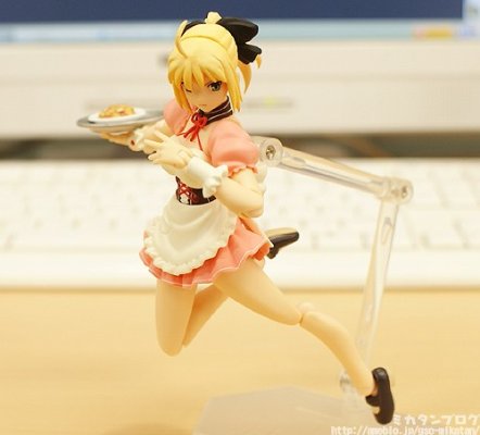 figma #36 凉宫春日的忧郁 朝比奈实玖榴 戦う服务生ver. 