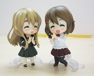 粘土人 #110 轻音少女！平泽唯 ＆ 琴吹䌷 舞台套装