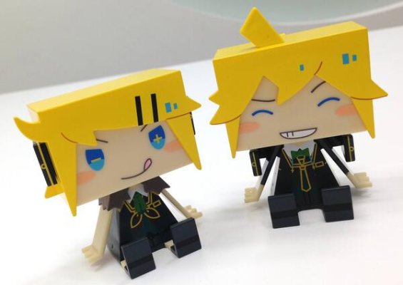 グラフィグ++ VOCALOID 镜音リン リモコン 
