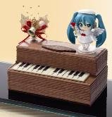 迷你黏土人 VOCALOID 初音未来 Christmas Piano Cake 