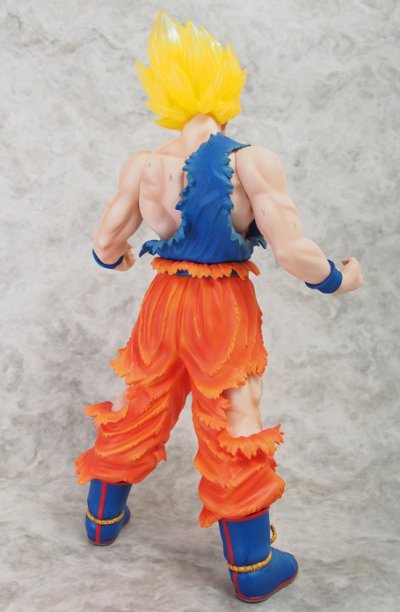 巨型系列 龙珠Z 孙悟空超级赛亚人 破损Ver.