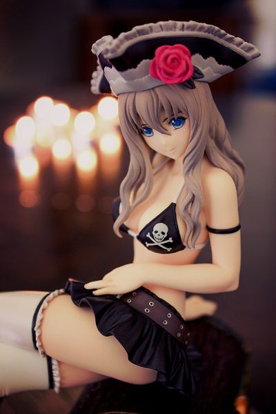 绝海的女豹 贝露贝特