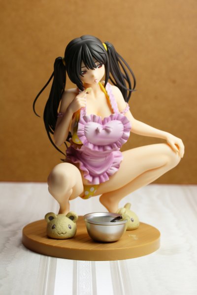 快乐天BEAST封面女郎 春本樱