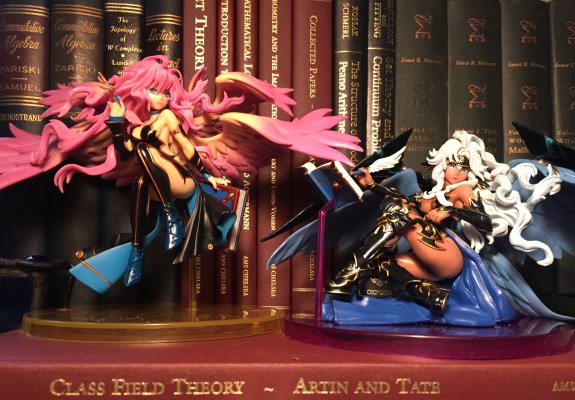 智龙迷城手办系列 Vol.12 智龙迷城 神书の管理者・梅塔特隆 