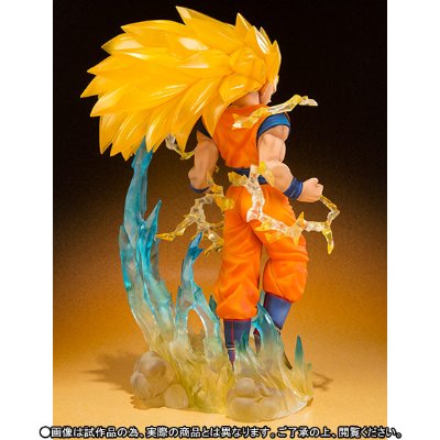 FiguartsZERO 龙珠超 孙悟空超サイヤ人3 