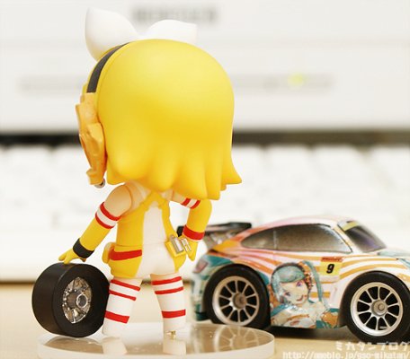 迷你黏土人 GOOD SMILE Racing&VOCALOID 镜音リン RQ 2 Ver. 