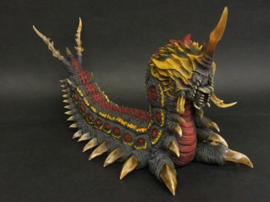 东宝30厘米系列 哥斯拉大战摩斯拉 巴特拉(幼虫)