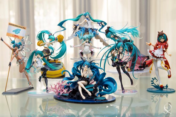 VOCALOID角色系列 01 初音未来 Tell Your World Ver.