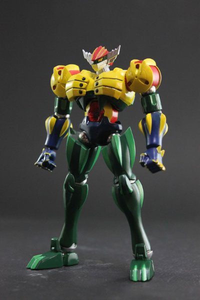 ダイナマイトアクションS！ No.4 钢铁神吉克