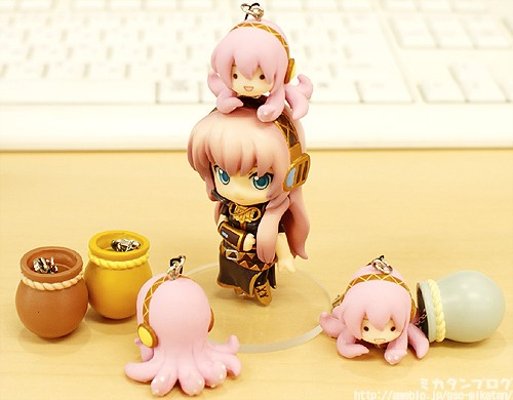 迷你黏土人 VOCALOID 巡音LUKA