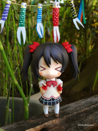 粘土人 #175 魔法少女小圆 鹿目圆香 & 丘比 学校统一的版本。