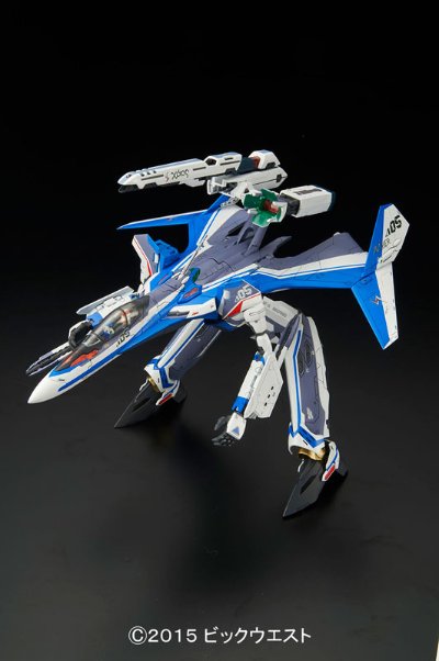 超时空要塞Δ 1/72 VF-31J齐格フリード(ハヤテ・インメルマン机)
