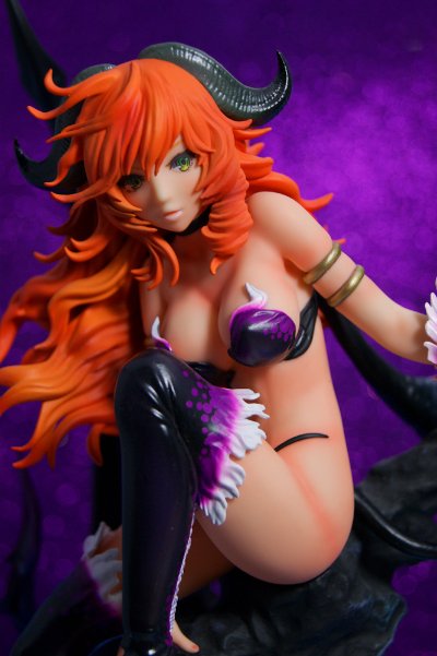 黑の守り手 屈曲角の悪魔(ディアボルス・インクリナタス)：デスデモナ