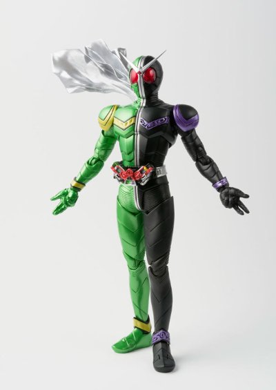 S.H.Figuarts(真骨雕制法) 假面骑士双骑 疾风王牌形态