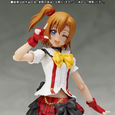 S.H.Figuarts  高坂穂乃果（我们如今正在其中）