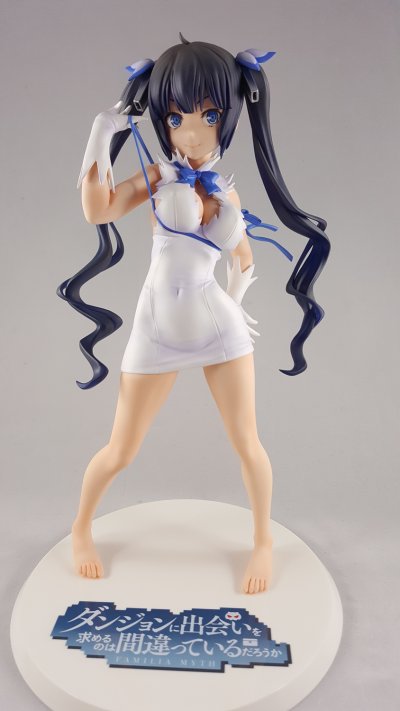 期待在地下城邂逅有错吗  赫斯缇雅