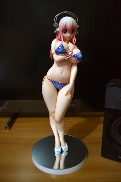 超级索尼子 双乳夹手 比基尼