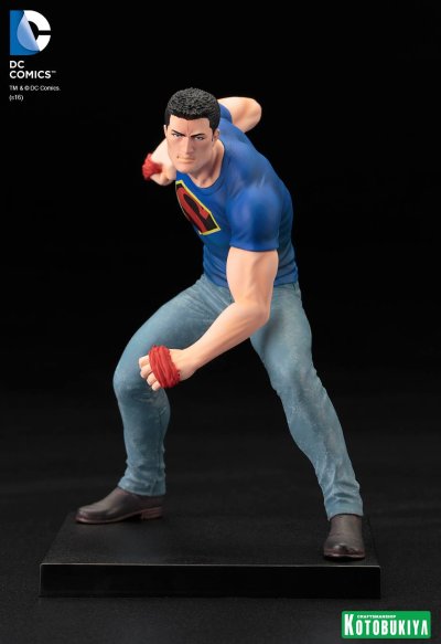 ARTFX+ スーパーマン クラーク・KENT 