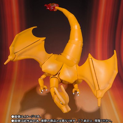 S.H.Figuarts 精灵宝可梦 喷火龙