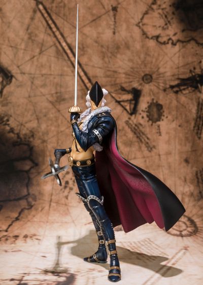 FiguartsZERO 海贼王 Ｘ・ドレーク 