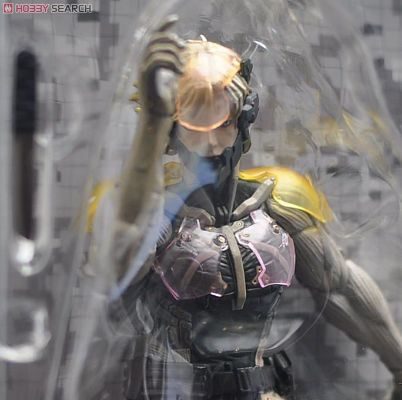 UltraDetailFigure メタ洛奇亚・ソリッド4・ガンズ・オブ・ザ・パトリオット 雷电 