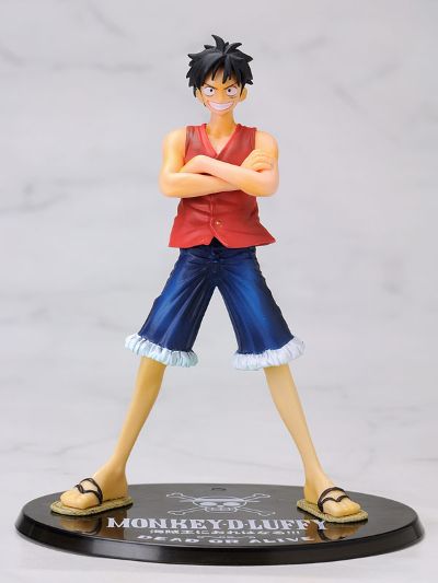 FiguartsZERO 航海王 蒙奇･D･路飞 红色大衣版