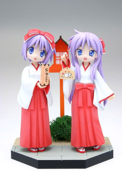 幸运星 柊 かがみ&柊司 New Year Shrine Miyazawa Ltd ver. 