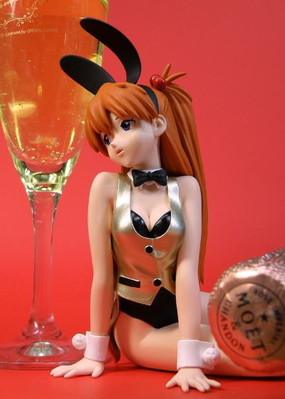 Premium Bunny Figure