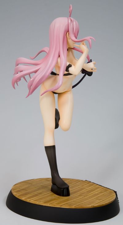 菈菈 动物咖啡店