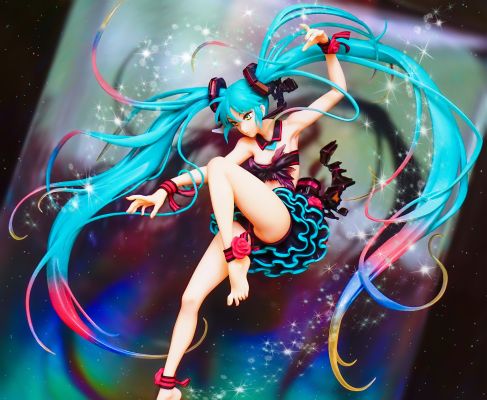 VOCALOID角色系列01 初音未来 mebae