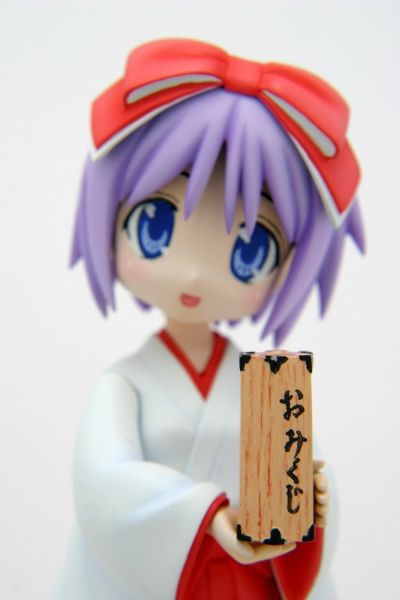 幸运星 柊 かがみ&柊司 New Year Shrine Miyazawa Ltd ver. 