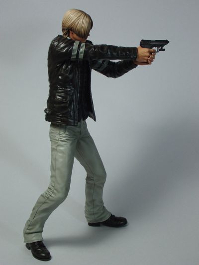 CAPCOM FIGURE BUILDERクリエイターズモデル 生化危机6 里昂・史考特・甘乃迪 