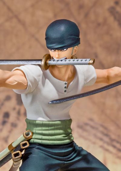 FiguartsZERO 海贼王 罗罗亚・索隆 Battle ver. 