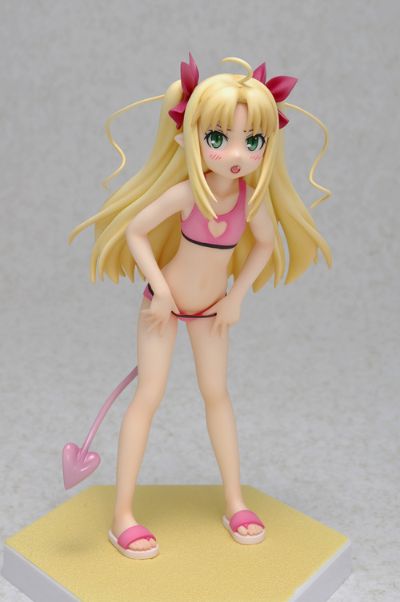 Beach Queens  露蒂的玩具！  亚斯塔露蒂·尤各瓦尔 Exclusive 泳装ver.