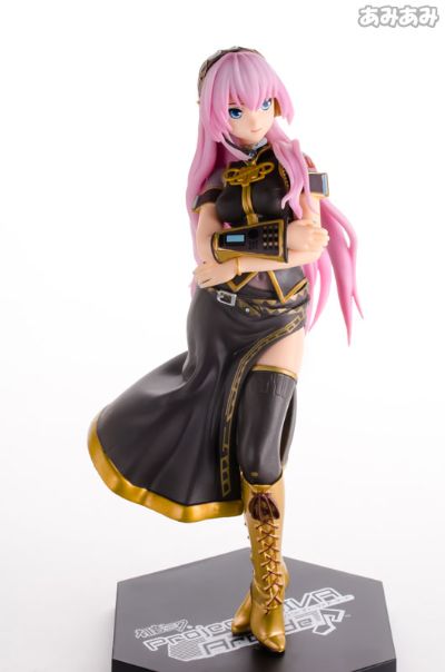 PM 手办 初音未来 -Project DIVA Arcade-  巡音LUKA