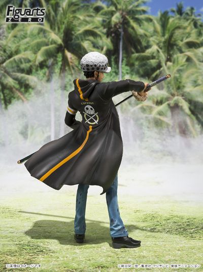 FiguartsZERO 海贼王 ト 特拉法尔加·罗 礼服ローザ编