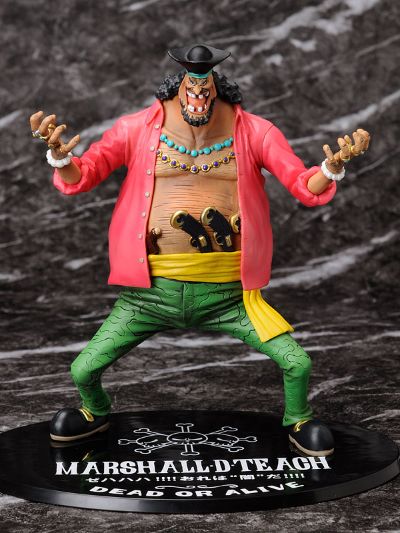 FiguartsZERO 海贼王 マーシャル・D・ティーチ 