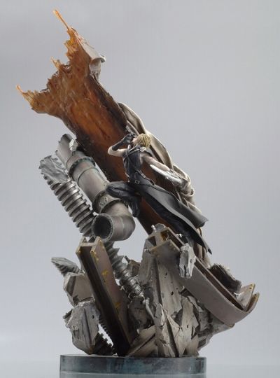 SCULPTURE ARTS 最终幻想VII アドベントチルドレン 克劳德・史特莱夫 