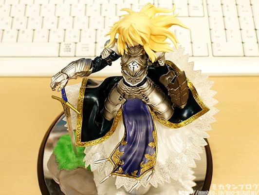 Fate/Stay Night SABER 长发