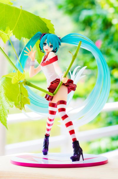 VOCALOID角色系列 01 初音未来 最棒偶像Ver.