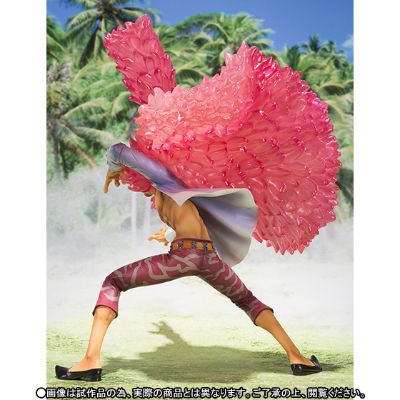 FiguartsZERO 海贼王 吉诃德・多佛朗明哥 礼服ローザ编 