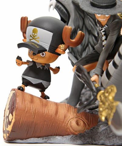 デスクトップリアルマッコイ 海贼王 モンキー･D･ルフィ&妮可・罗宾&托尼托尼・乔巴 Mastermind Ver. 