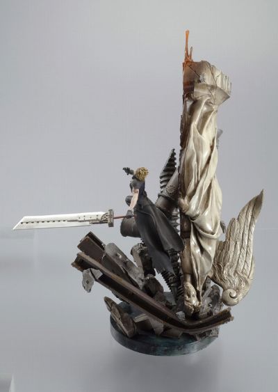 SCULPTURE ARTS 最终幻想VII アドベントチルドレン 克劳德・史特莱夫 