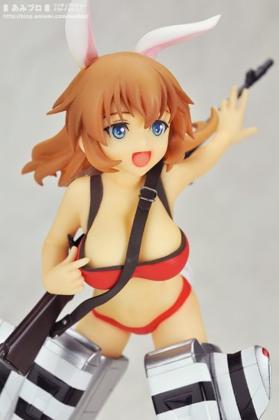 强袭魔女 シャーロット・E・イェーガー 