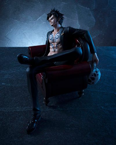 ExcellentModel 海贼王 	特拉法尔加·罗