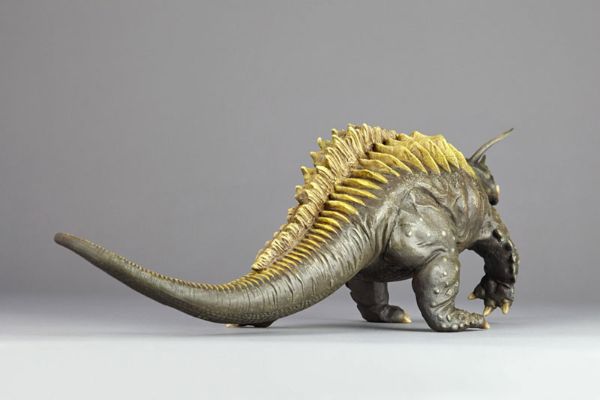 科幻怪兽软胶模型套件系列 内隆嘎